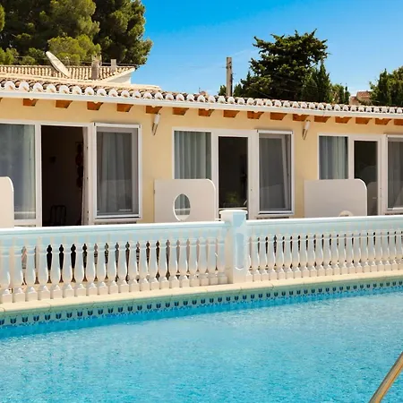 Carrio Sol - Monty's 4* Calp