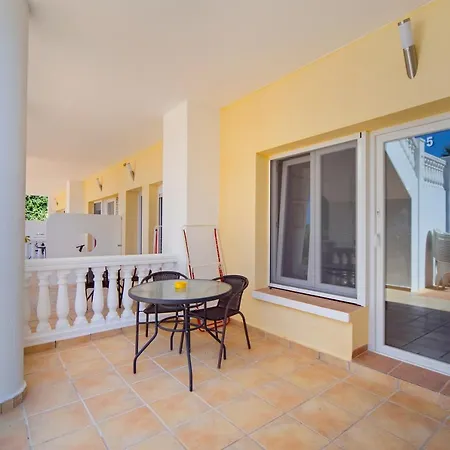Carrio Sol - Monty's Apartment